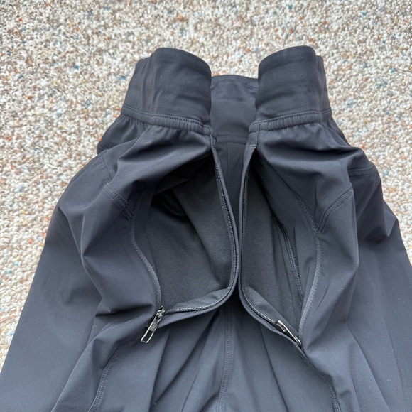 Lululemon Men’s Surge Jogger Pants 29” Tapered Leg Gym Running Black size L - Picture 7 of 7